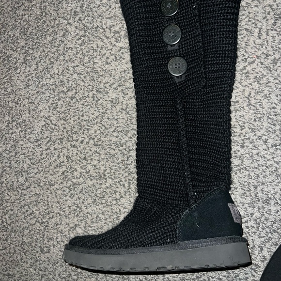 Black knitted uggs size 7 - Picture 5 of 5
